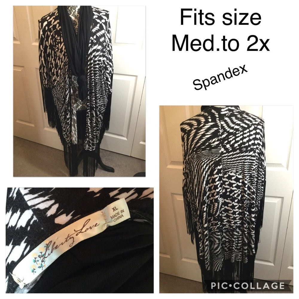 Duster Black & White abstract caftan